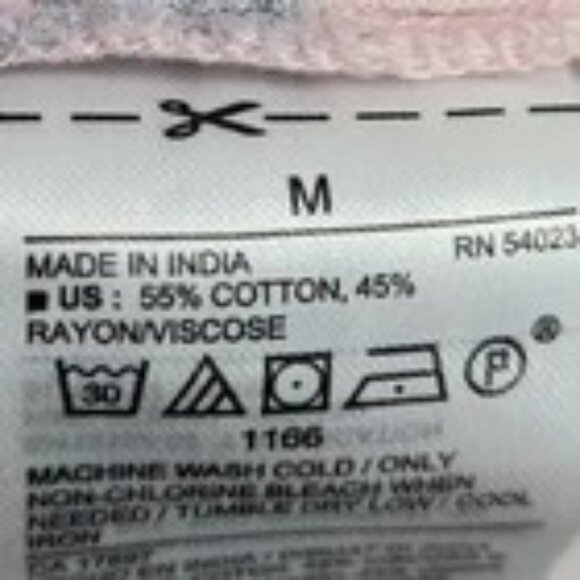 Old Navy Pink & Multi V Neck Button Down Cap Sleeve Hawaiian Shirt Size Medium - Picture 6 of 7